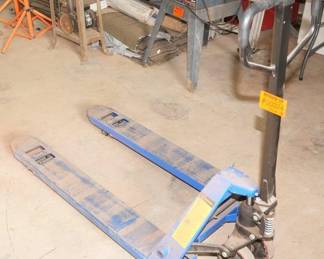  HJ 5500LB Pallet Jack
