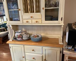 kitchin dining painted hutch, antique crocks,Black Forest Fruits by Heritage Mint 50 pc Dish Set, 