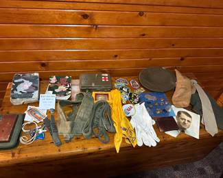 war / armed forces memorabilia 
