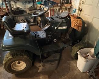 Craftsman Riding Lawn Mower - works great