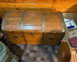 toy chest wood