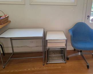 Herman Miller/USM Haller