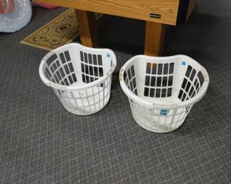 Dueling baskets