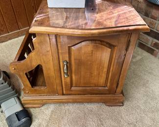 side table with magazine rack