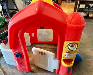Little Tikes barn play structure