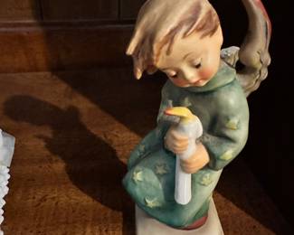 Goebel hummel figurine