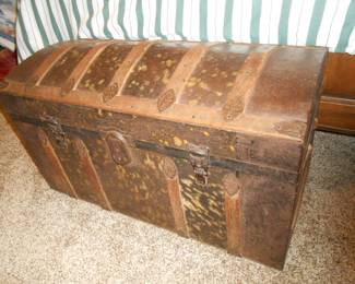 Vintage Chest