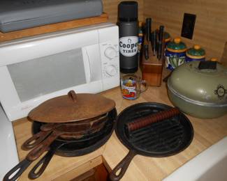 Cast iron skillets, microwave