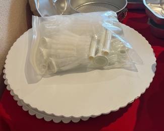 There are three of these cake tower sets