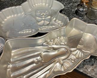 Holly hobby and a lamb cake pans