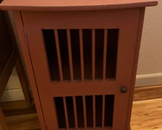 End table with two shelf storage