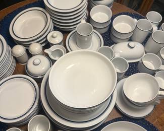 12 place setting Dansk
