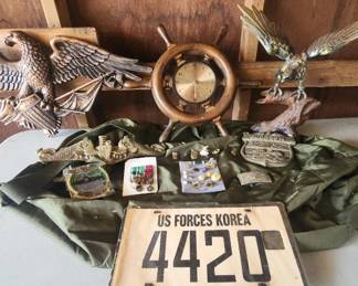 NFF098 - Vintage Military Memorabilia 