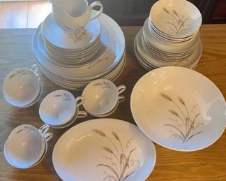 NFF100- 48 Pieces Vintage Sone China Harvest 1842 Spring Wheat