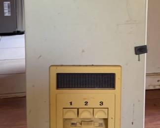 NFF030 - SK-35 Vintage Rice Dispenser