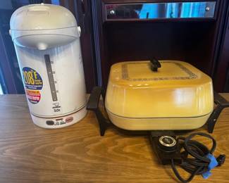 NFF095 - Sunbeam Electric Skillet And Rice Cooker