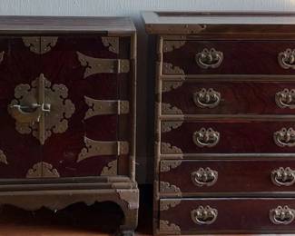 NFF029 - Small Antique Drawer And Cabinet