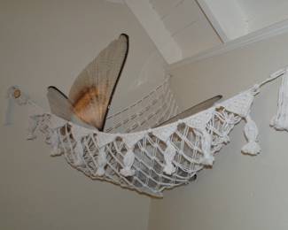 in room Toy Hammocks