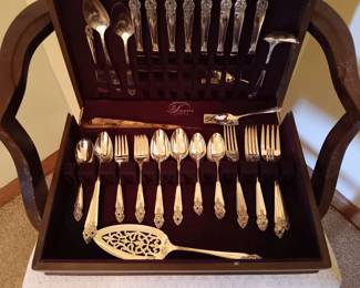 Silverplate flat ware