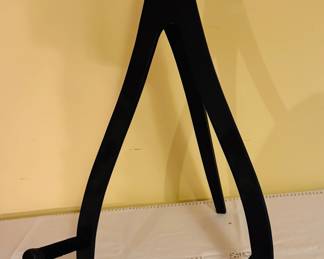Guitar stand