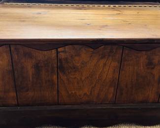 Toy chest