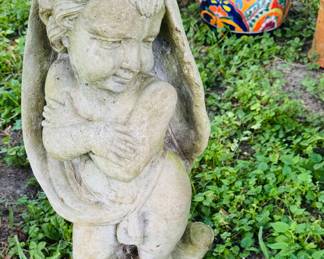 Garden statuary