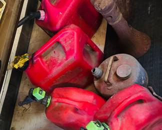 Gas cans