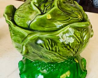 Holland mold lettuce cabbage covered dish