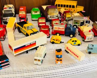 Lots of vintage toys