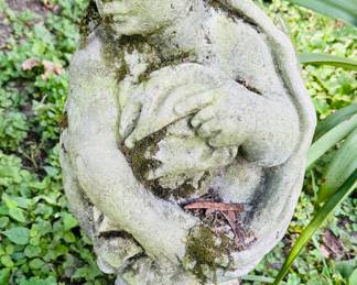 Garden statuary
