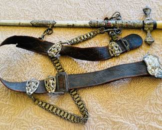 ANTIQUE KNIGHTS TEMPLAR MASONIC SWORD AND BELT