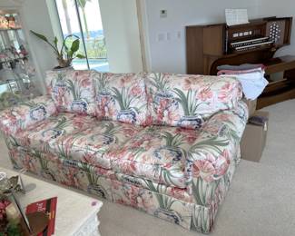 A pair of matching sofas are in this sale. It is worth mentioning this because this picture and the next look very similar.