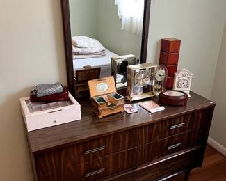 MCM Bassett bedroom set