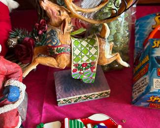 Jim Shore Heartwood Creek Dash Away Reindeer