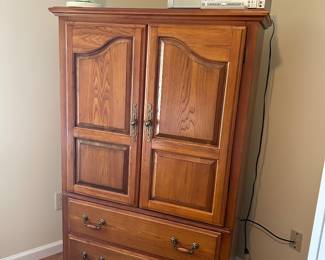 TV Cabinet/ sweater chest
