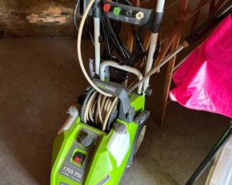 Greenworks pressure washer