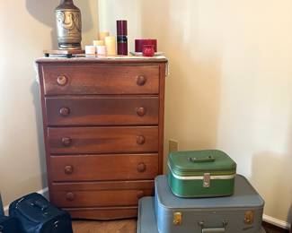 vintage luggage, 5 drawer chest, vintage rooster lamp