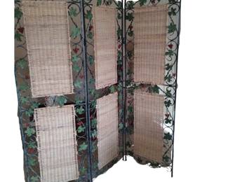 6FT Room Divider Metal Wicker Vines Berries 3 Panels