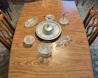 Dining room table, leaf, 6 chairs