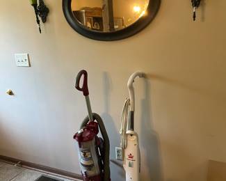 Vacuum cleaner, steam mop