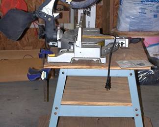 DeWalt 715 miter saw