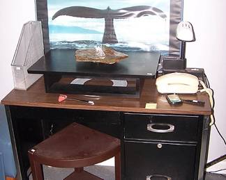 Small desk