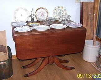 Duncan Phyfe drop leaf table w/ 4 leaves, copper boiler, crock, large Mason jar, decorative plates, etc...