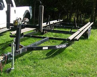 2000 Yacht Club pontoon boat trailer - not included in daily discounts.