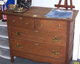 Four drawer dresser