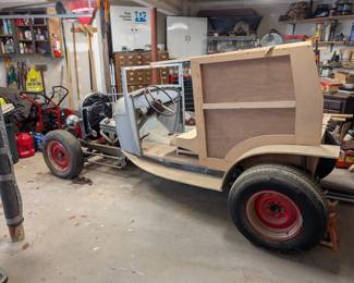 1929 Ford "woody" hot rod project.