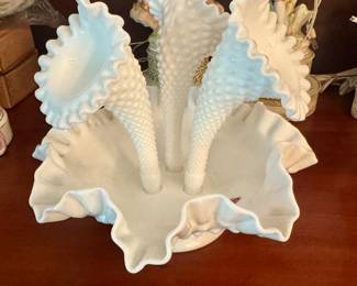 Fenton White Milk Glass Hobnail 3 Horn Trumpet Epergne 