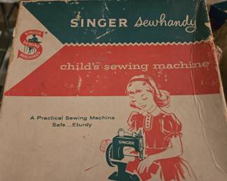 Singer Sewhandy in original box 