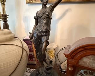 Bronze Statue 