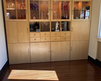 This item is available (3 PIECE CURIO ONLY)  for PRESALE.  Please text photo to 760-668-0554 to purchase.  We accept Zelle